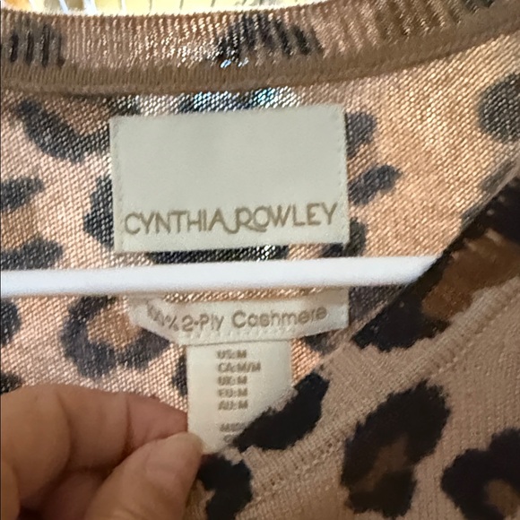 Cynthia Rowley Black and Tan Leopard Sweater-Cashmere NWT - Picture 3 of 5